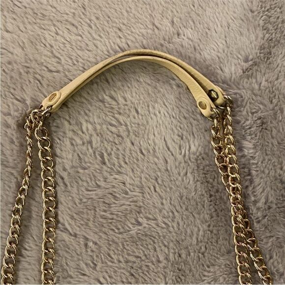 Henri Bendel Cream Shoulder Bag - Picture 5 of 11